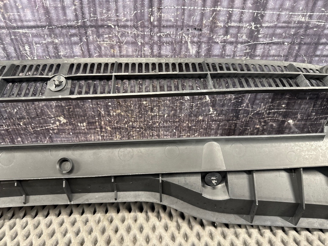 Решетка под лобовое стекло, 1780 рублей, Красноярск