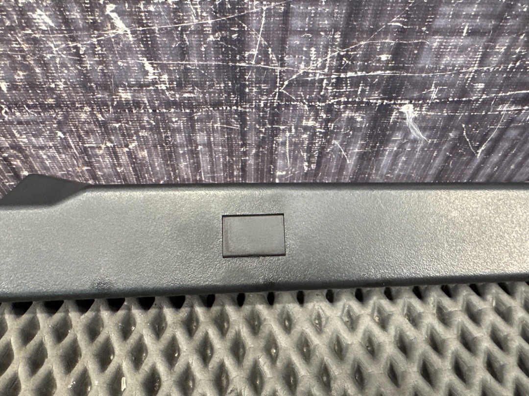 Пластик крышки багажника, 760 рублей, Красноярск