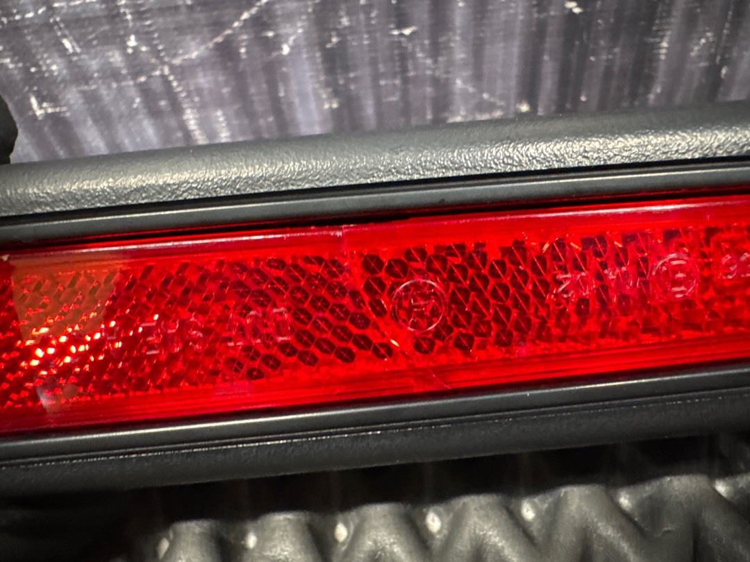 Пластик крышки багажника, 760 рублей, Красноярск