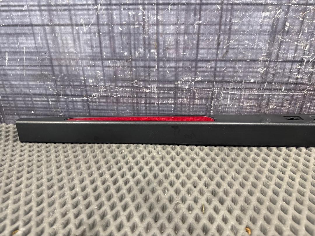 Пластик крышки багажника, 760 рублей, Красноярск