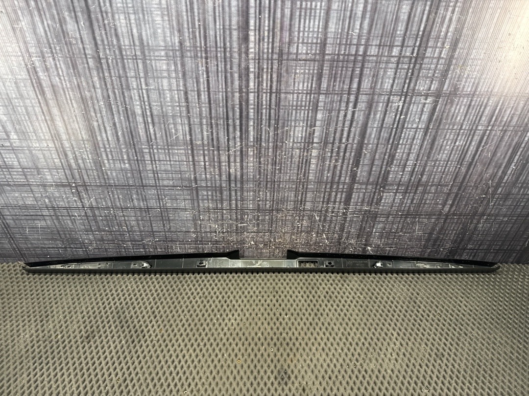 Пластик крышки багажника, 760 рублей, Красноярск