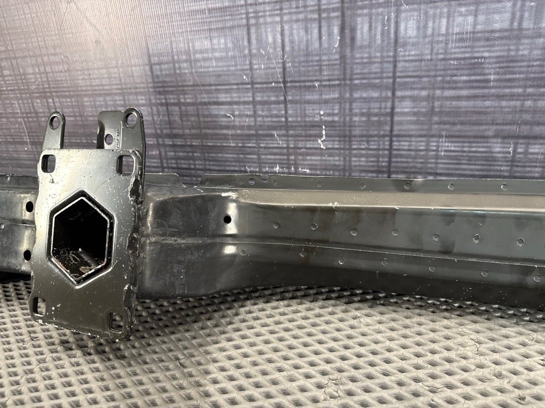 Усилитель бампера, 10360 рублей, Красноярск