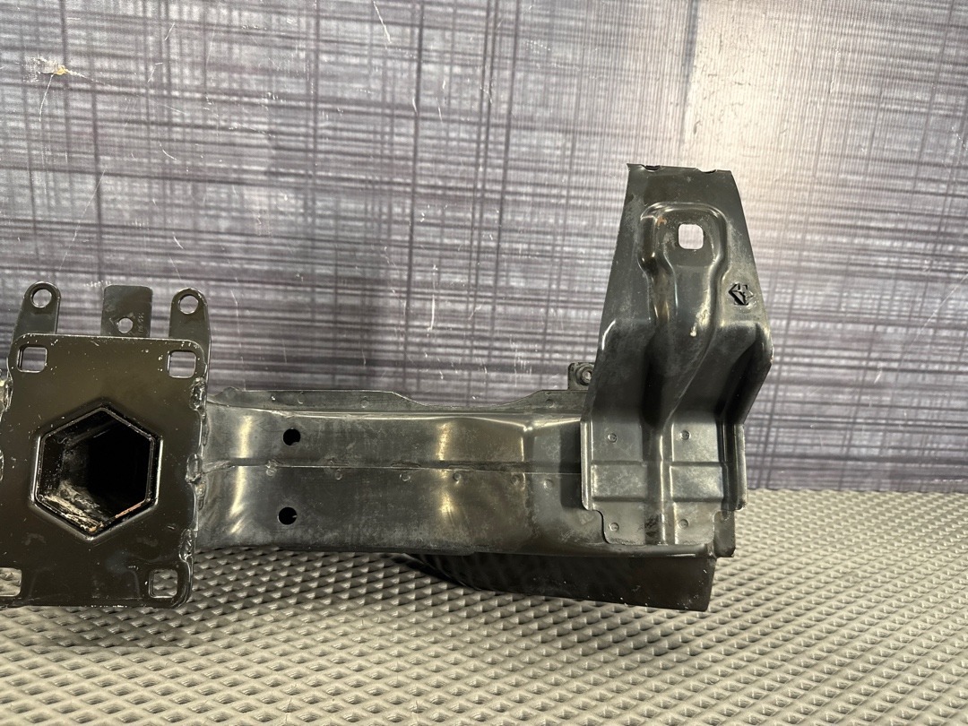 Усилитель бампера, 10360 рублей, Красноярск