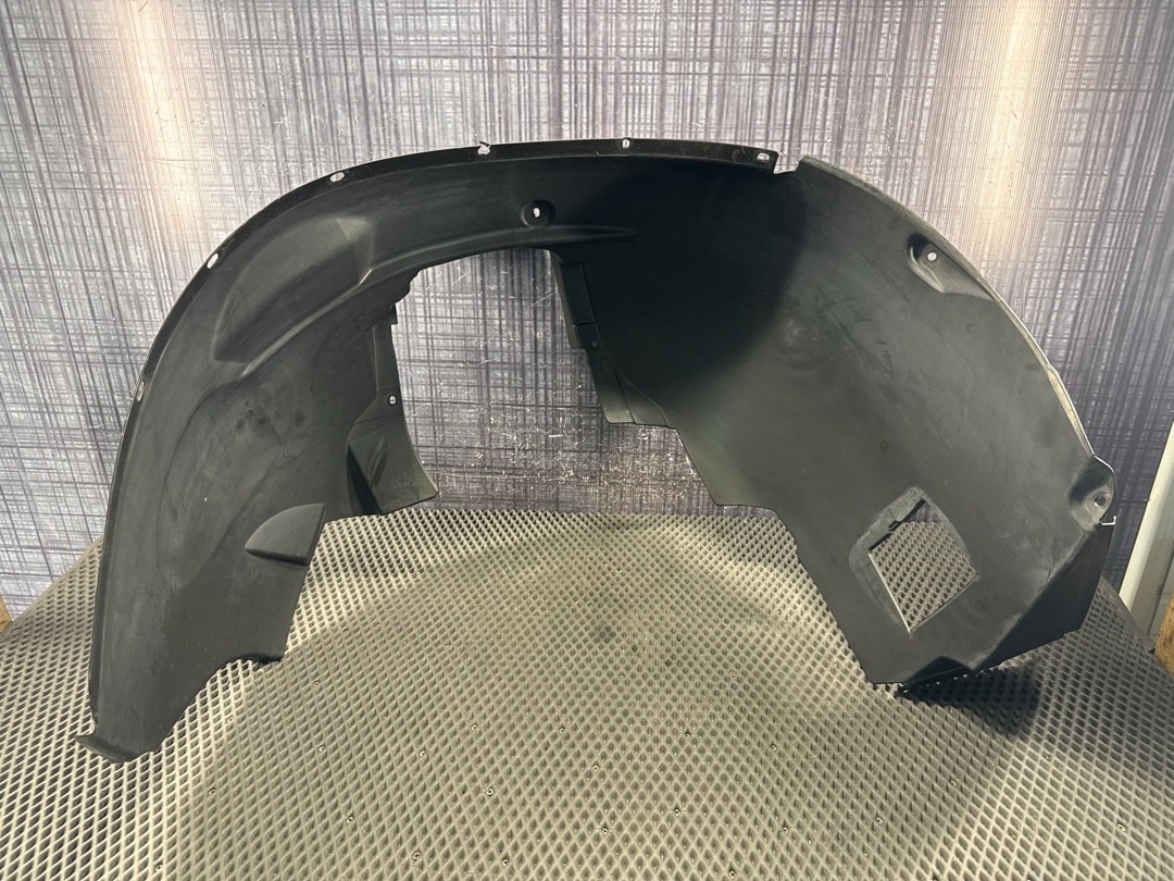 Подкрылок, 6420 рублей, Красноярск