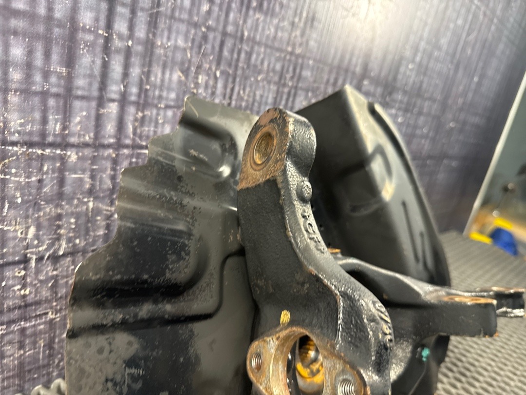 Поворотный кулак, 3620 рублей, Красноярск