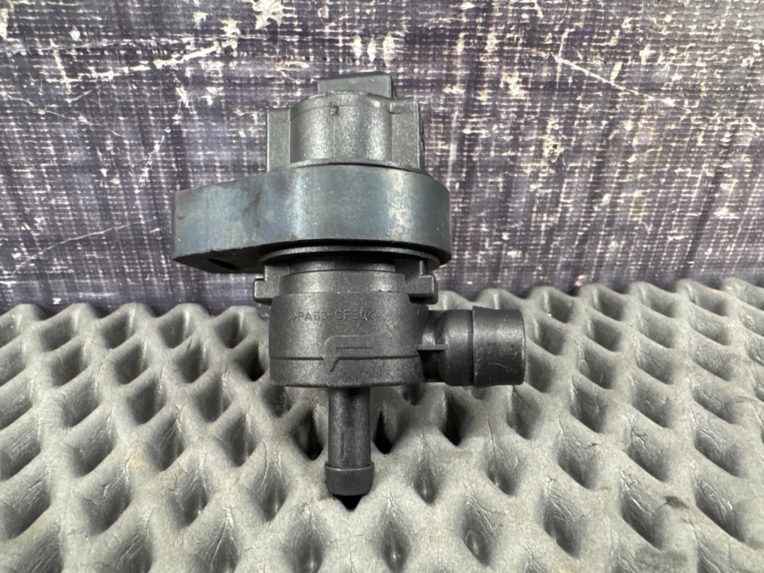 Клапан вентиляции топливного бака, 1760 рублей, Красноярск