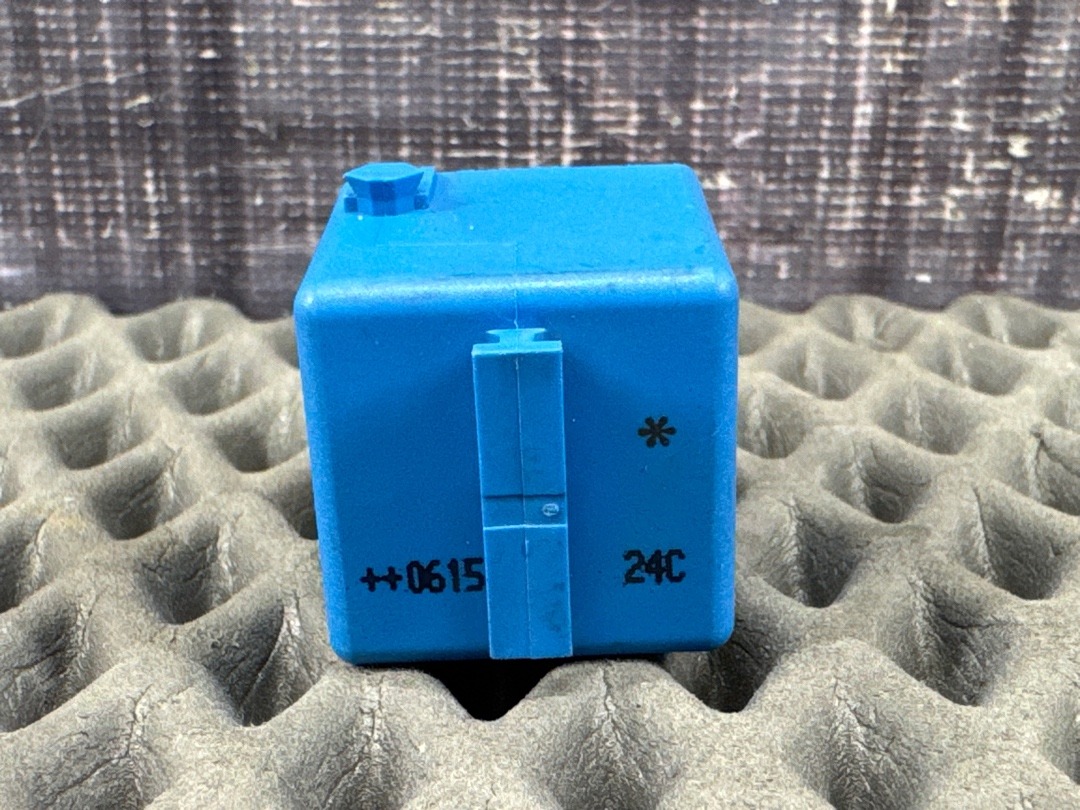 Реле, 820 рублей, Красноярск