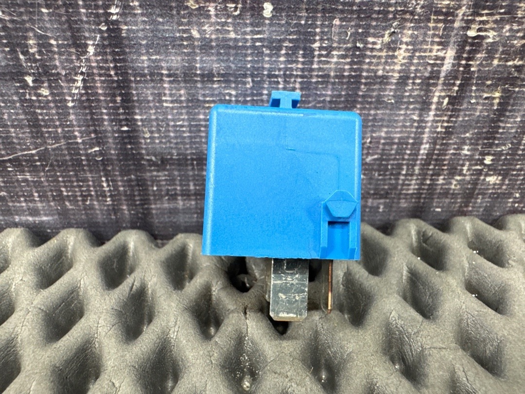 Реле, 820 рублей, Красноярск