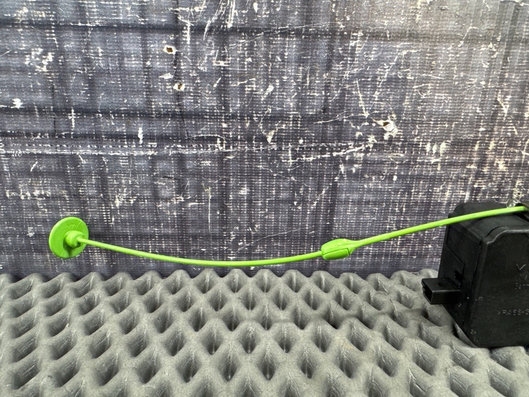 Замок лючка бензобака, 820 рублей, Красноярск