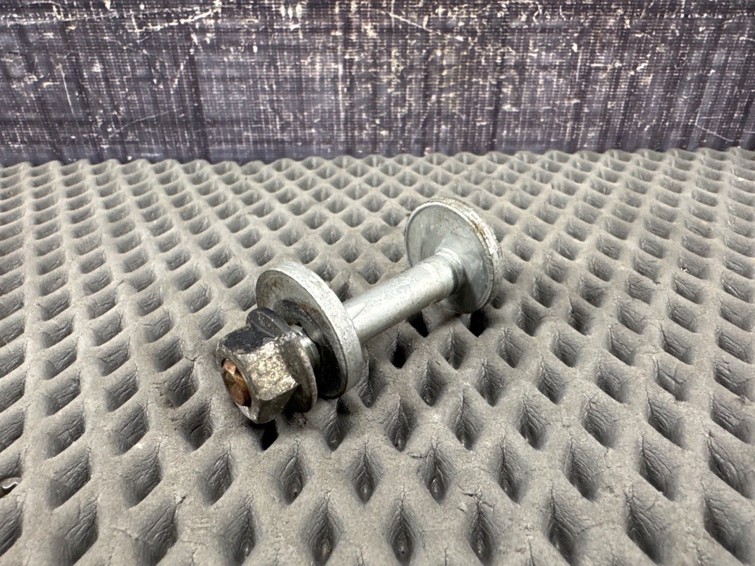 Болт развальный, 730 рублей, Красноярск