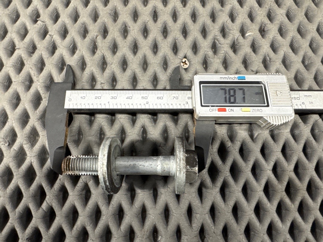 Болт развальный, 730 рублей, Красноярск