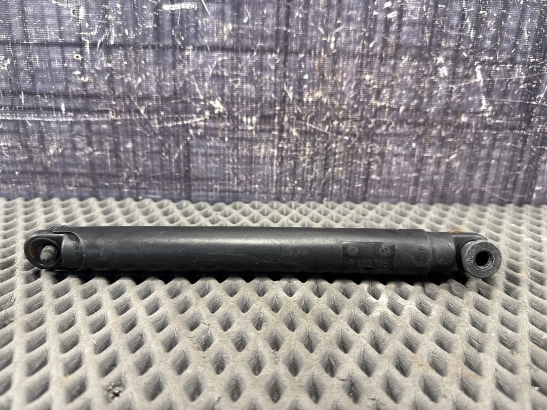 Амортизатор багажника, 560 рублей, Красноярск