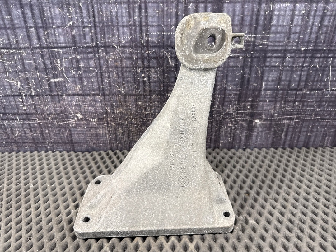 Кронштейн двигателя, 2990 рублей, Красноярск