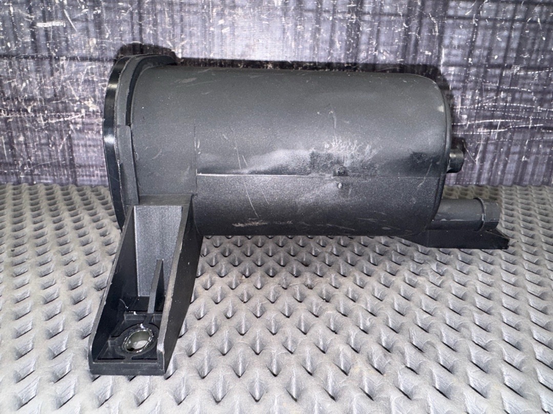 Адсорбер (фильтр паров топлива), 1960 рублей, Красноярск