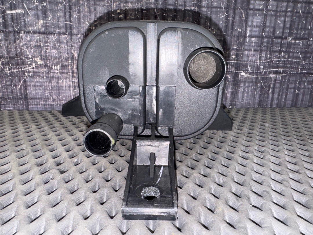 Адсорбер (фильтр паров топлива), 1960 рублей, Красноярск