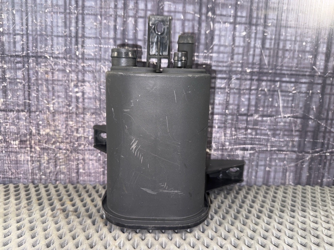 Адсорбер (фильтр паров топлива), 1960 рублей, Красноярск