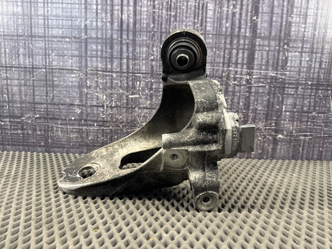 Поворотный кулак, 2630 рублей, Красноярск