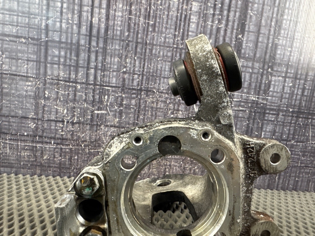 Поворотный кулак, 2630 рублей, Красноярск