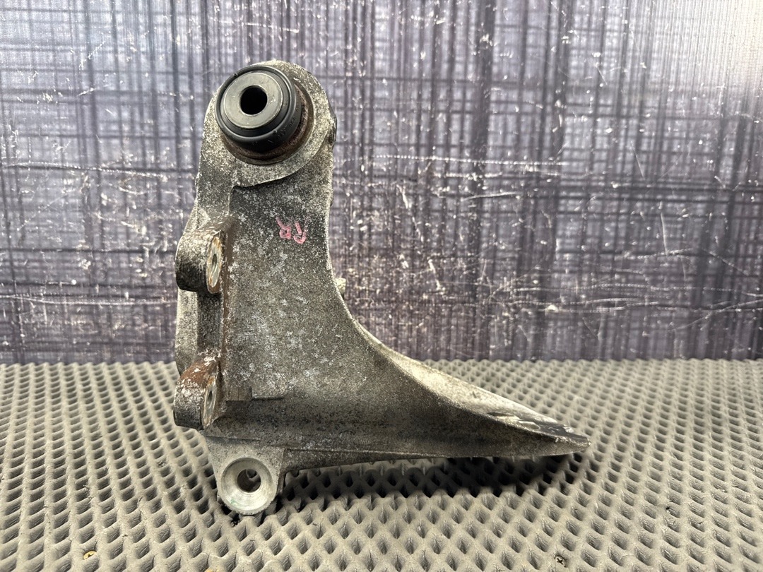 Поворотный кулак, 2630 рублей, Красноярск