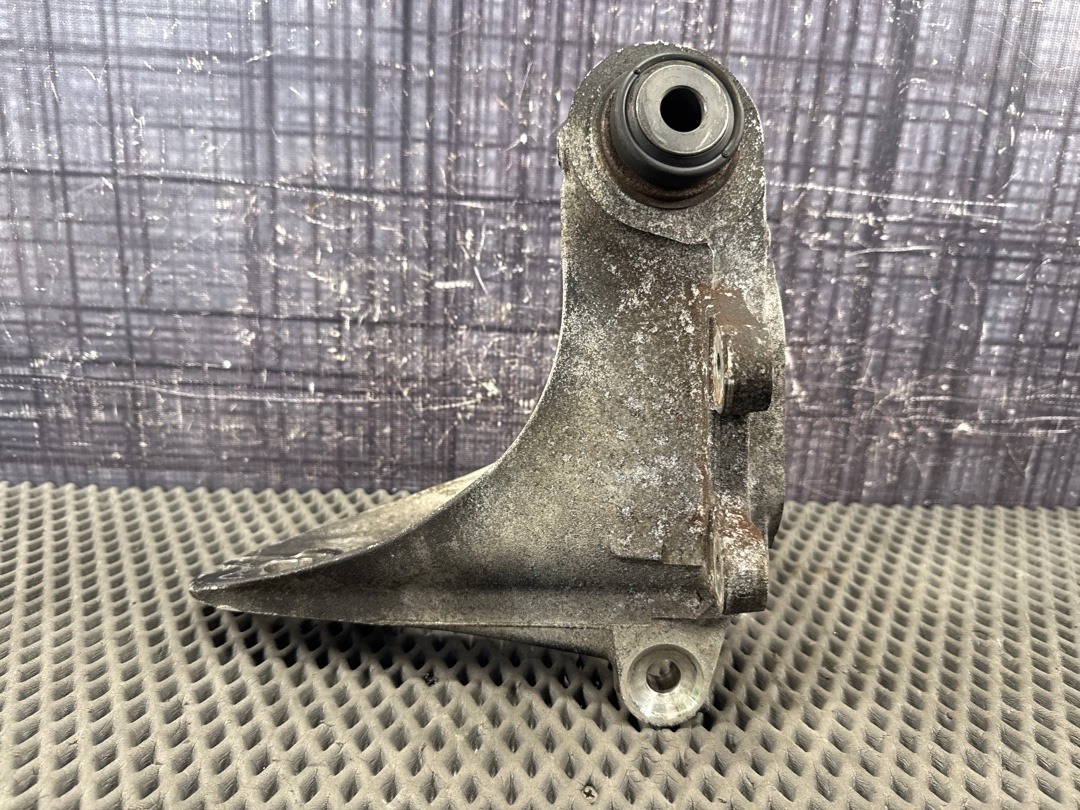 Поворотный кулак, 2630 рублей, Красноярск