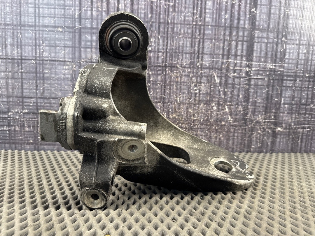 Поворотный кулак, 2630 рублей, Красноярск