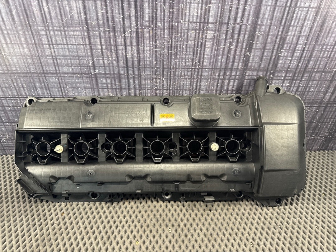 Крышка клапанов, 12330 рублей, Красноярск