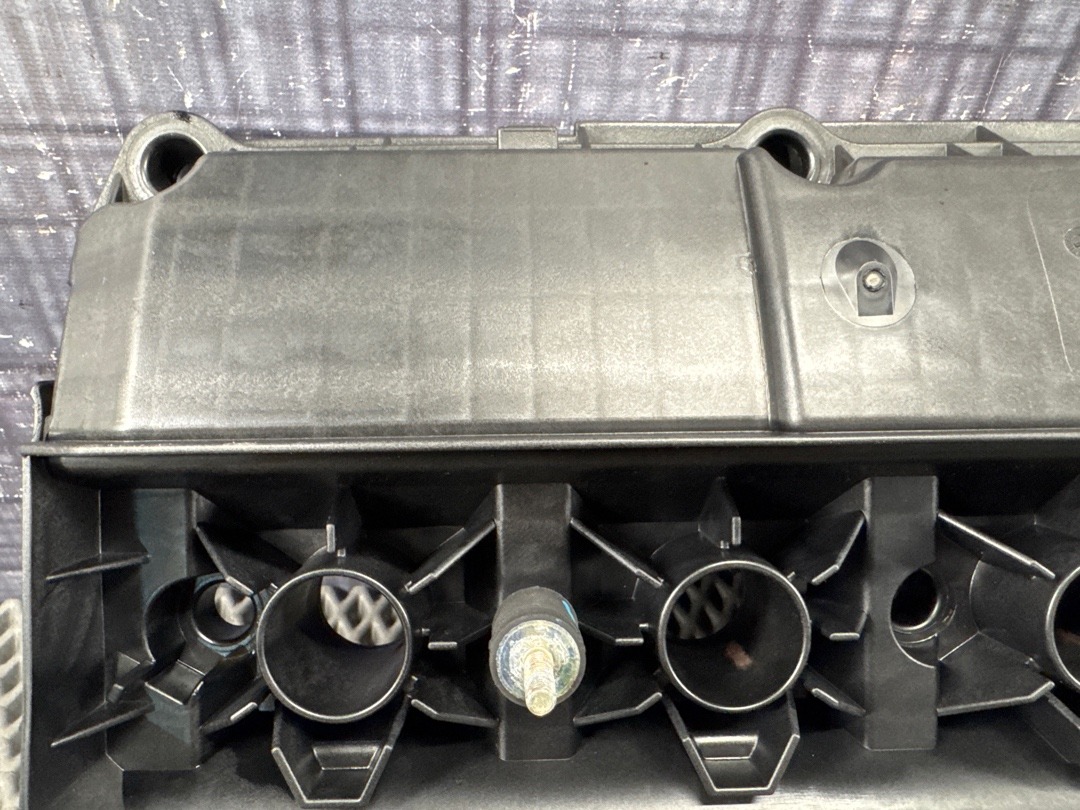 Крышка клапанов, 12330 рублей, Красноярск