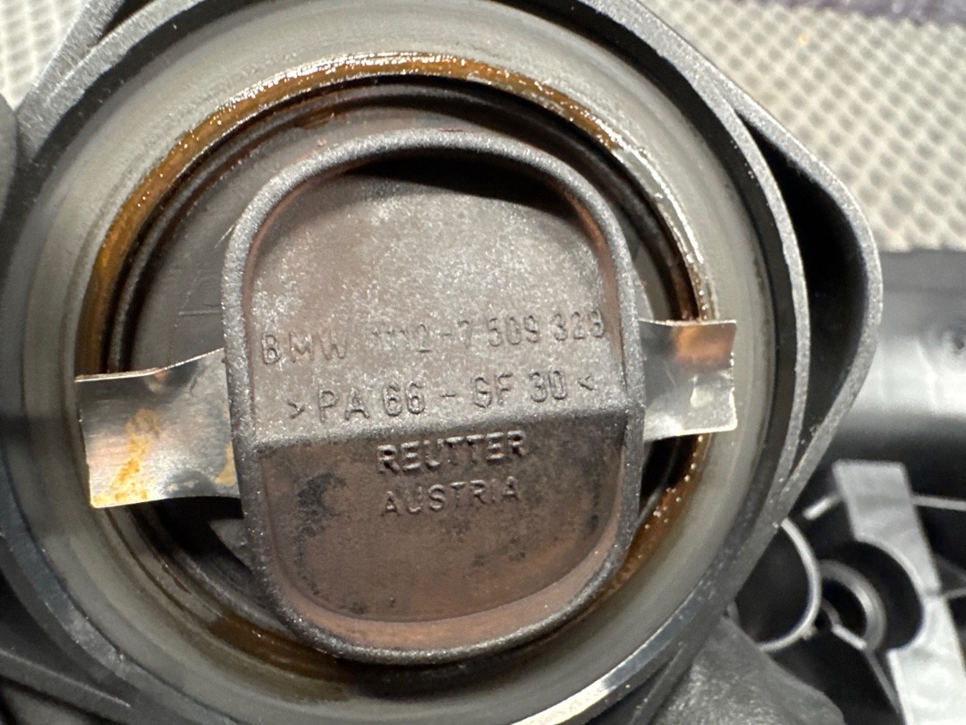 Крышка клапанов, 12330 рублей, Красноярск