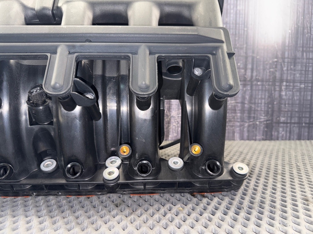 Коллектор впускной, 8360 рублей, Красноярск