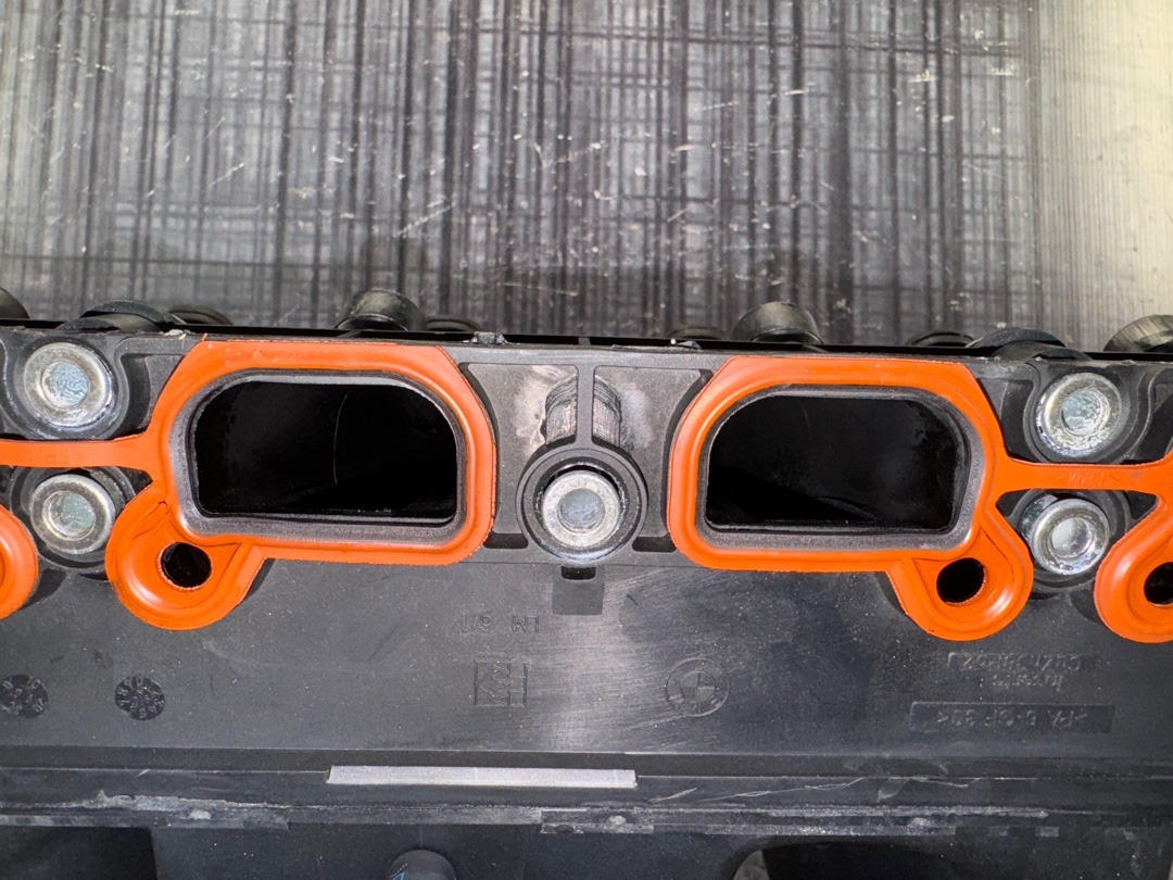 Коллектор впускной, 8360 рублей, Красноярск