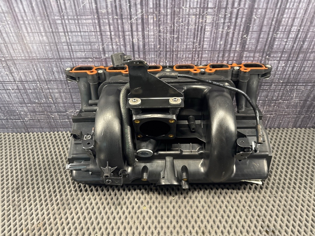 Коллектор впускной, 8360 рублей, Красноярск