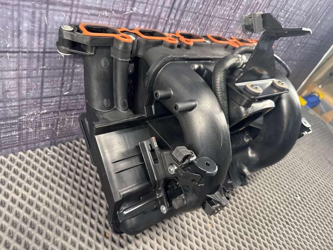 Коллектор впускной, 8360 рублей, Красноярск