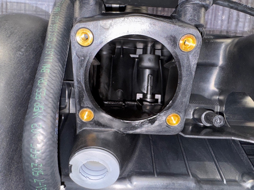 Коллектор впускной, 8360 рублей, Красноярск