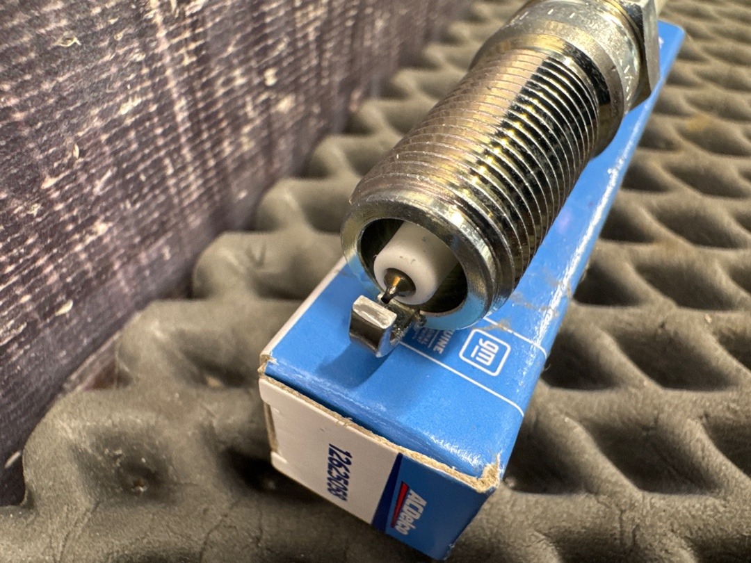 Свеча зажигания, 1470 рублей, Красноярск