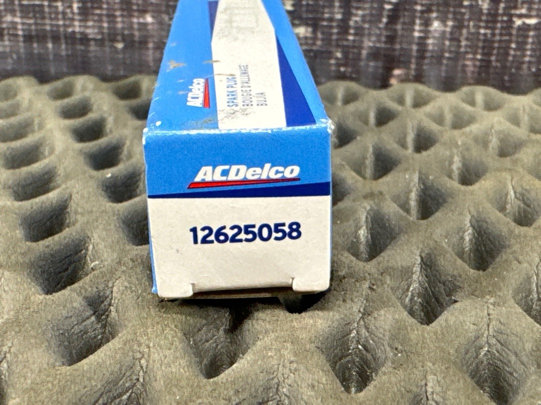 Свеча зажигания, 1470 рублей, Красноярск