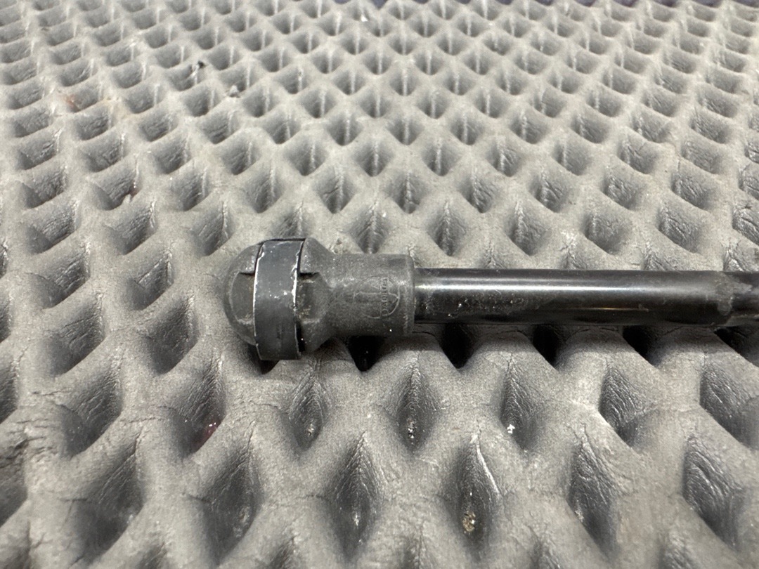 Амортизатор багажника, 930 рублей, Красноярск