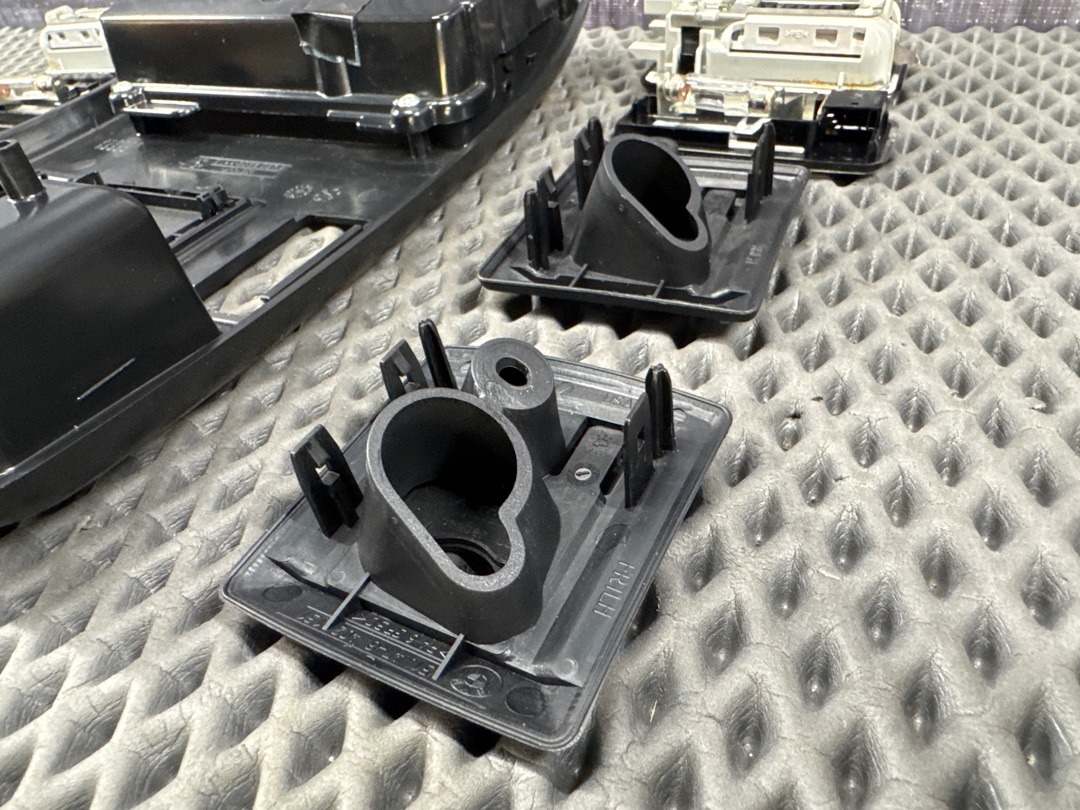 Комплект плафонов салона, 5880 рублей, Красноярск