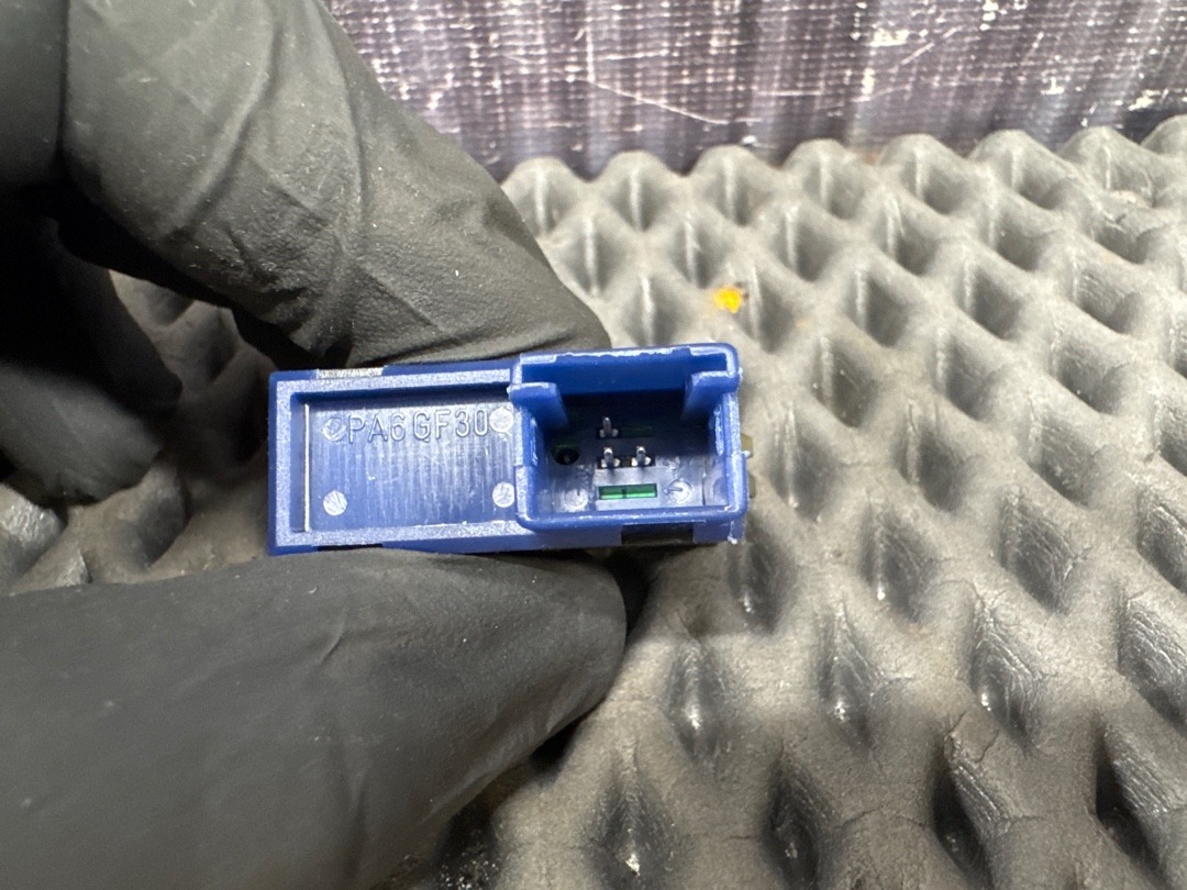 Кнопка открывания багажника, 460 рублей, Красноярск