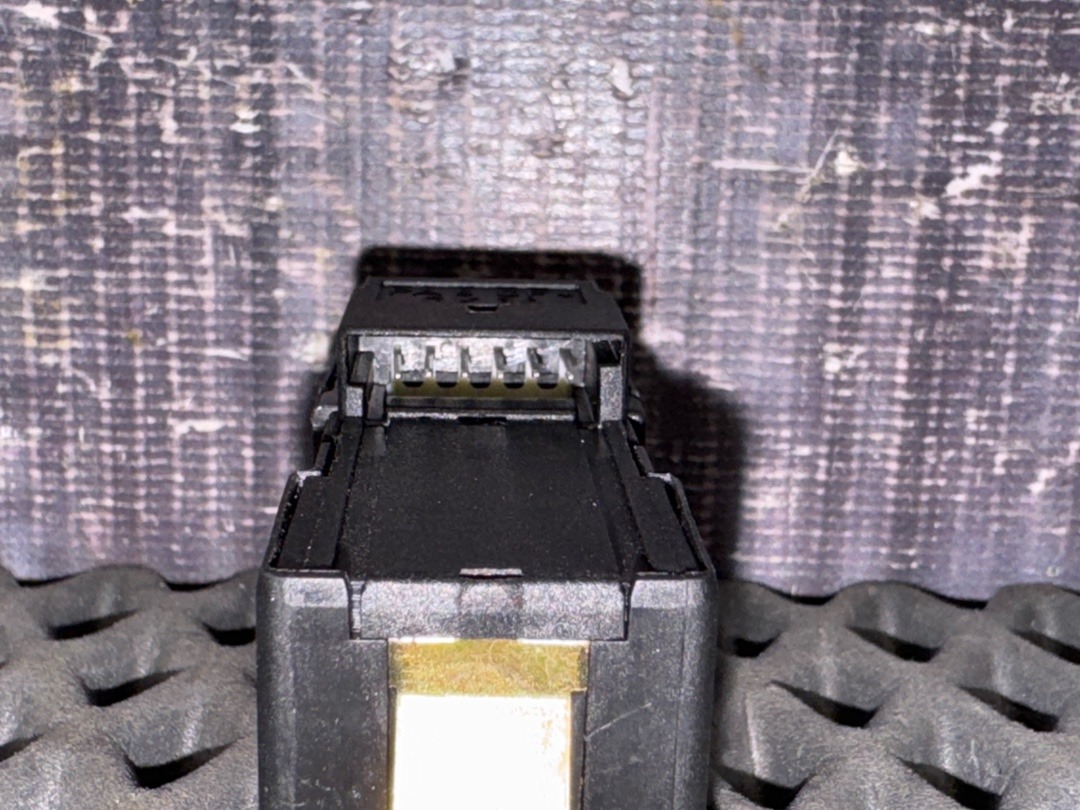 Кнопка люка, 1030 рублей, Красноярск