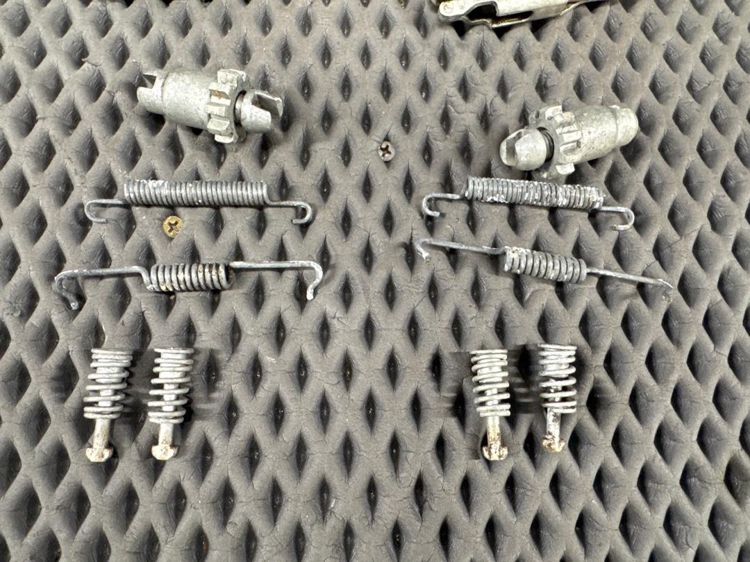 Комплект колодок ручного тормоза, 3630 рублей, Красноярск