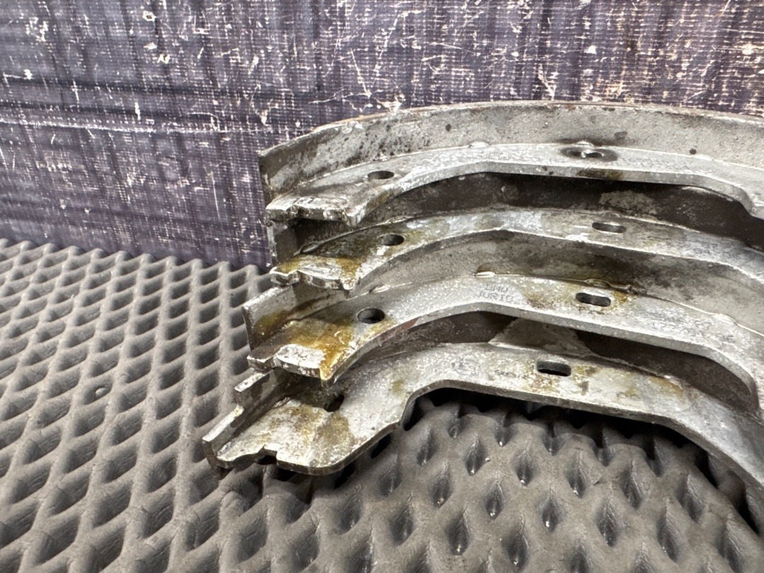 Комплект колодок ручного тормоза, 3630 рублей, Красноярск