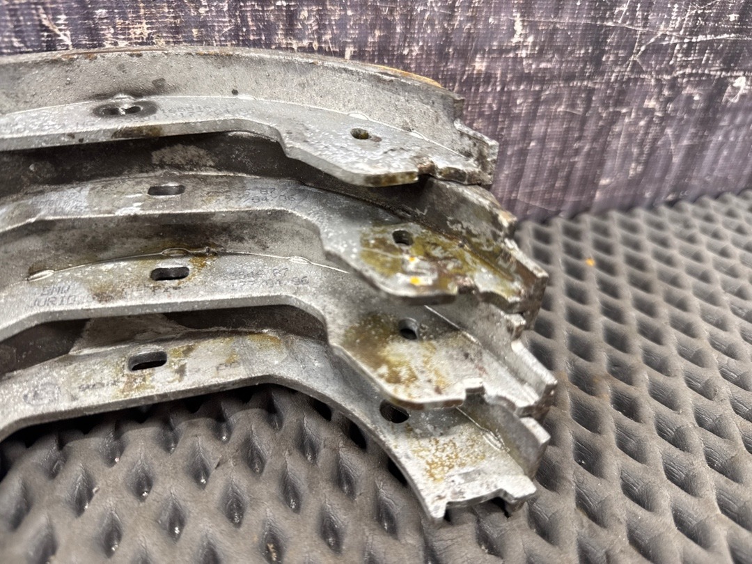 Комплект колодок ручного тормоза, 3630 рублей, Красноярск