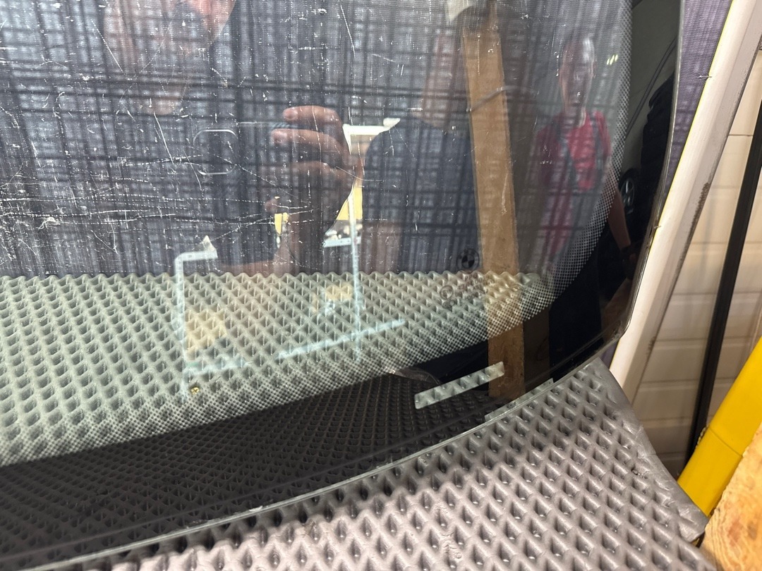 Стекло лобовое, 11030 рублей, Красноярск