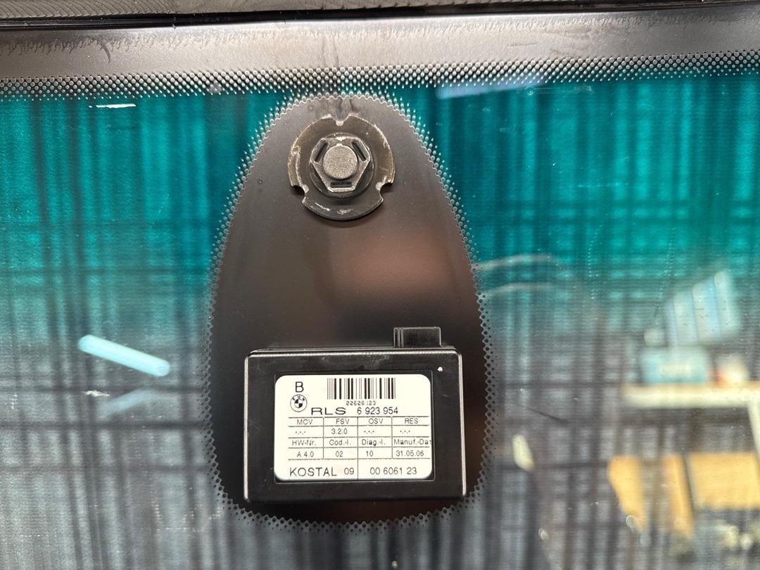 Стекло лобовое, 11030 рублей, Красноярск