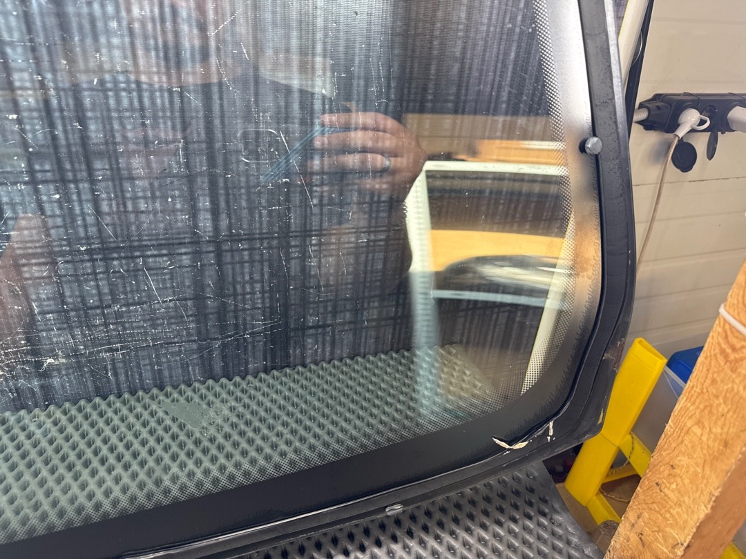 Стекло лобовое, 11030 рублей, Красноярск