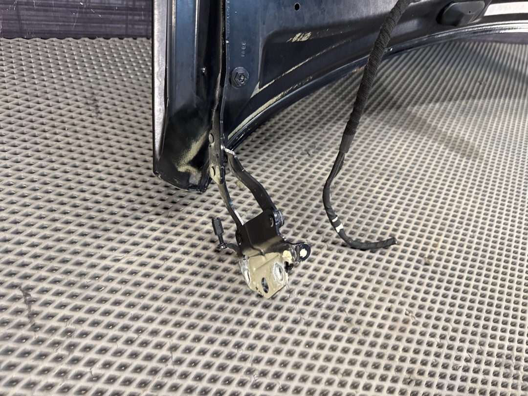 Капот, 9670 рублей, Красноярск