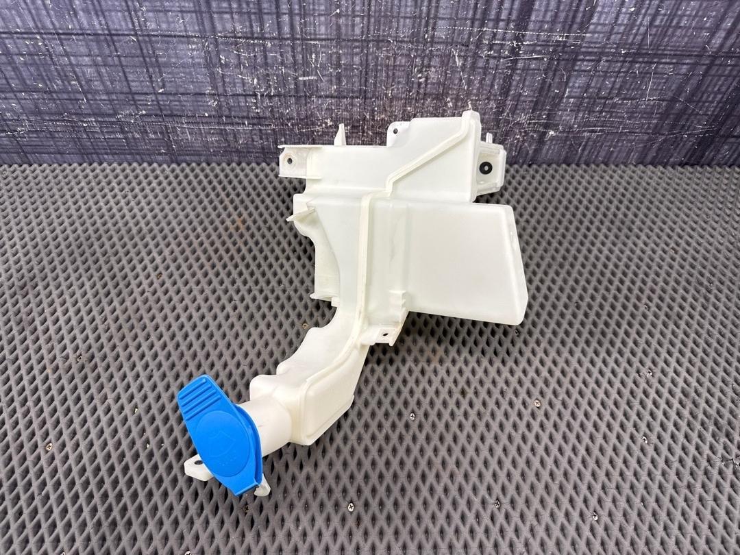 Бачок омывателя, 3370 рублей, Красноярск