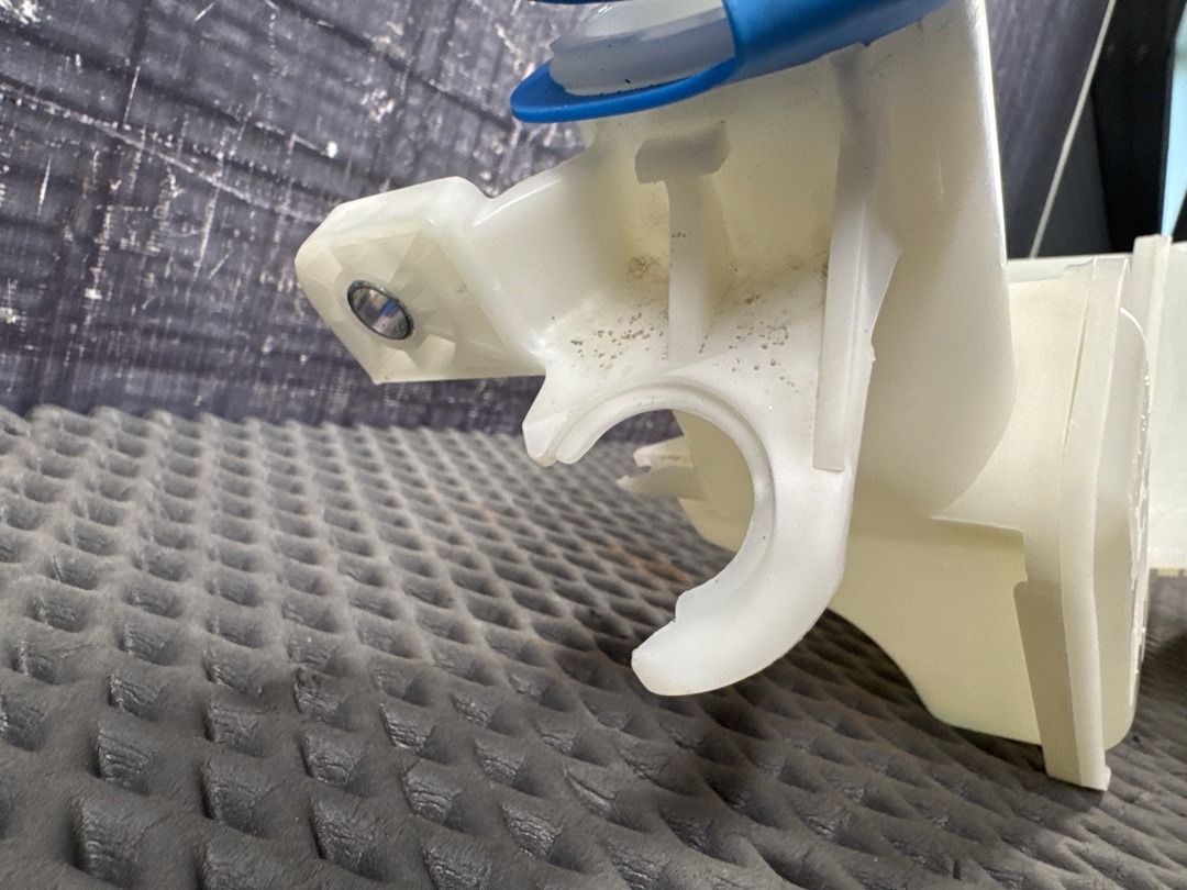 Бачок омывателя, 3370 рублей, Красноярск