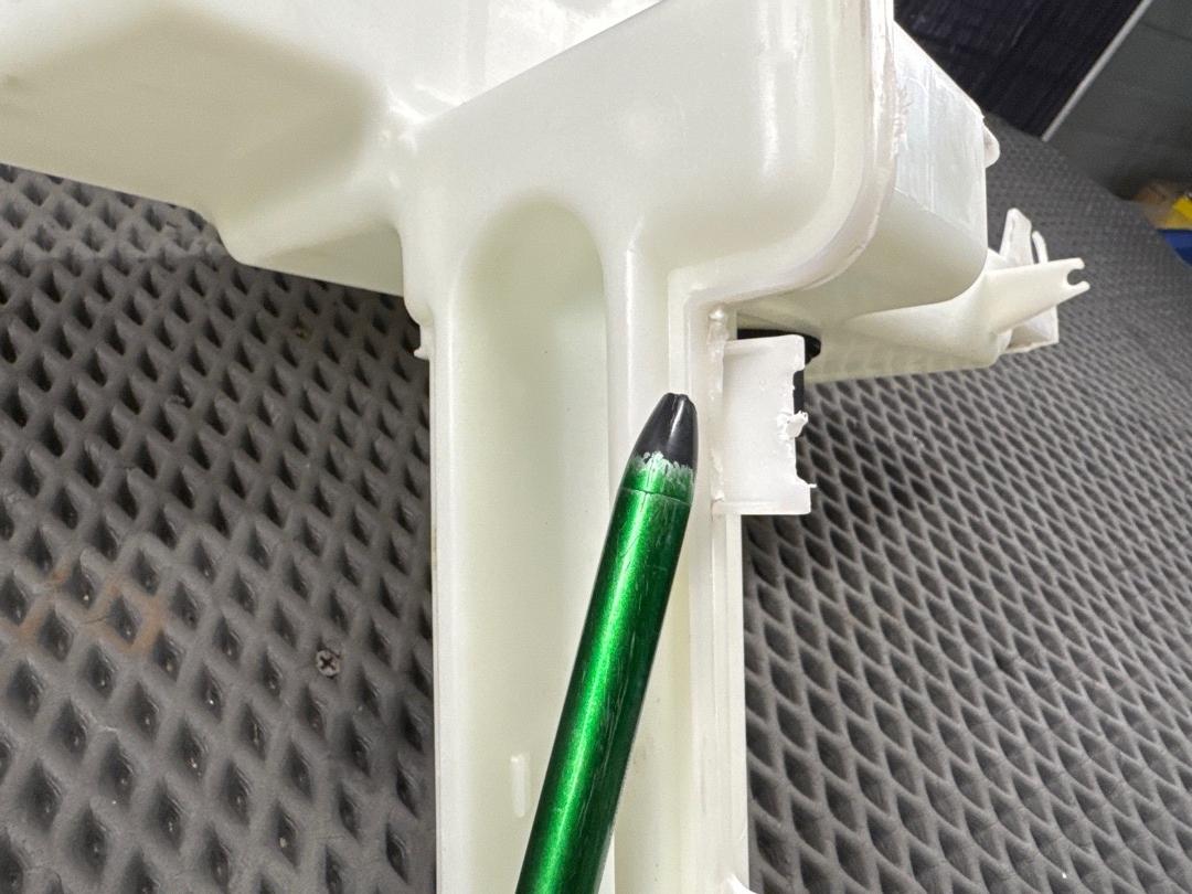 Бачок омывателя, 3370 рублей, Красноярск