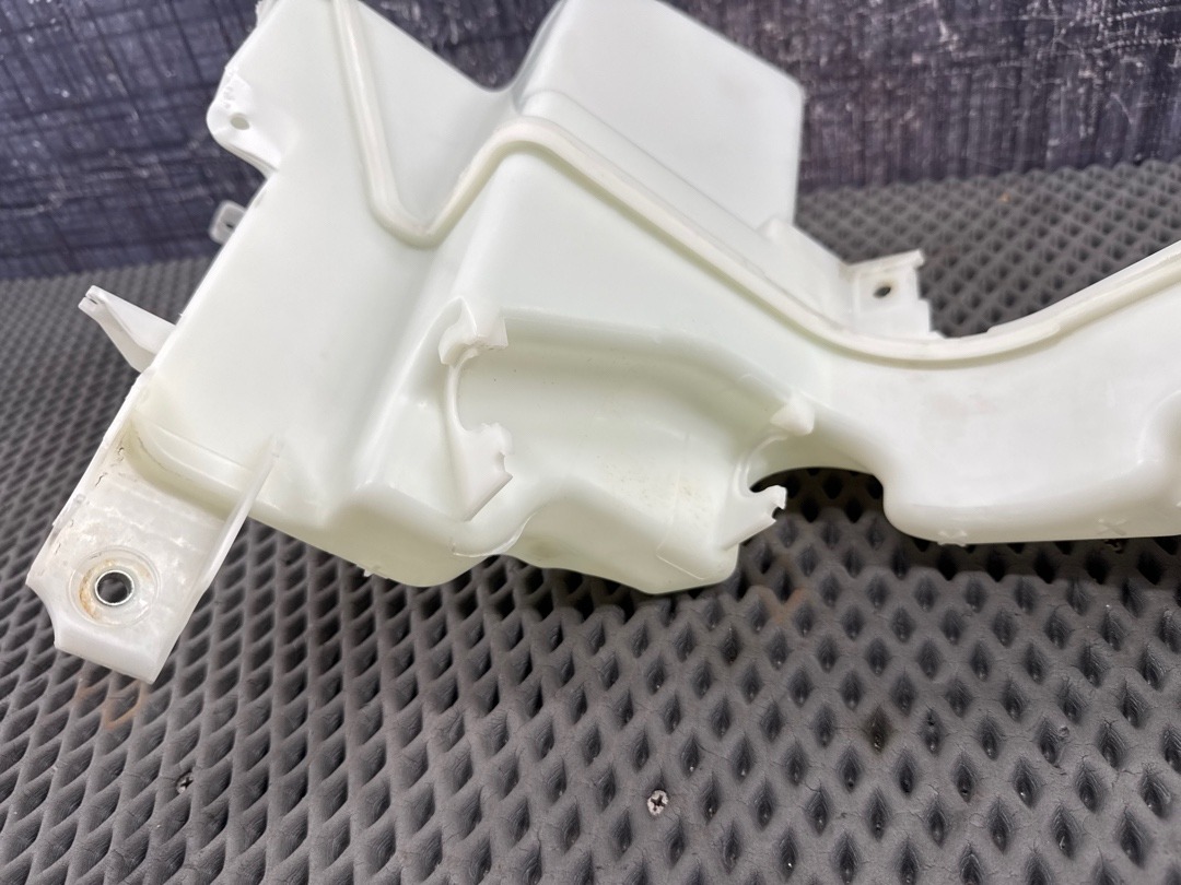 Бачок омывателя, 3370 рублей, Красноярск